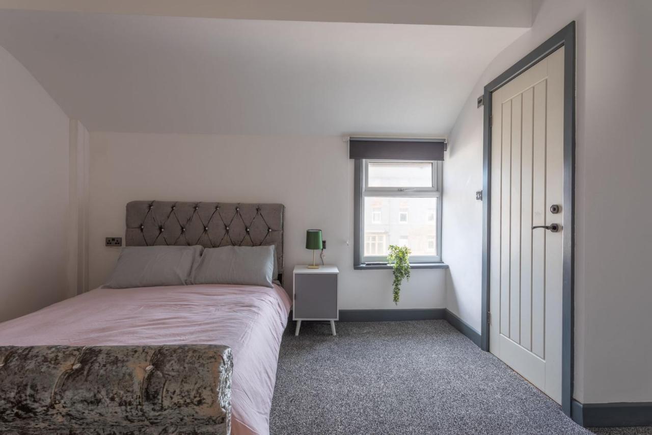 Residency Luxury Seafront Hotel Blackpool Esterno foto