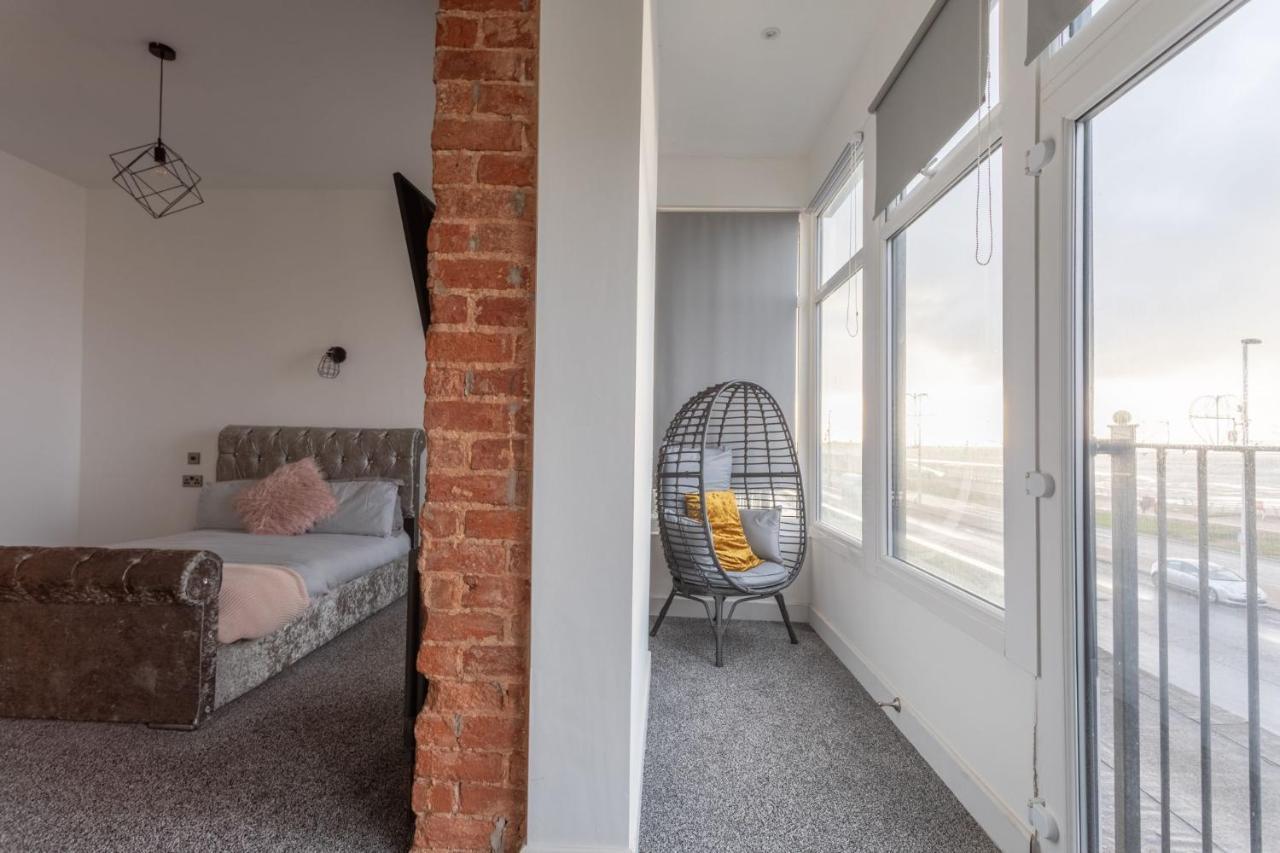 Residency Luxury Seafront Hotel Blackpool Esterno foto