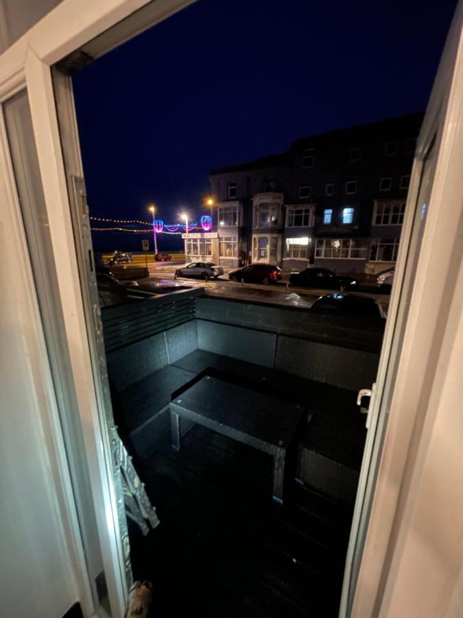 Residency Luxury Seafront Hotel Blackpool Esterno foto